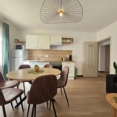 Le Matelot 3 Bedrooms 5 People Beachfront