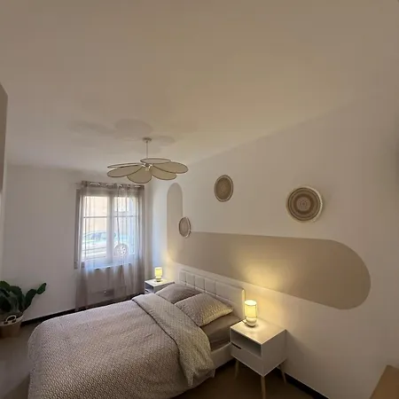 Le Matelot 3 Bedrooms 5 People Beachfront *