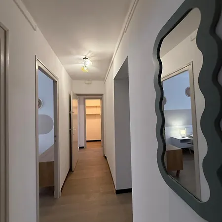 Lägenhet Le Matelot 3 Bedrooms 5 People Beachfront